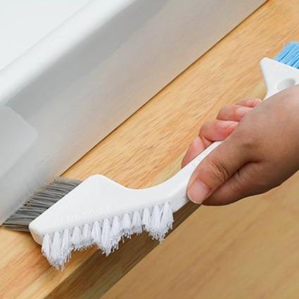 Magic Grout Brush