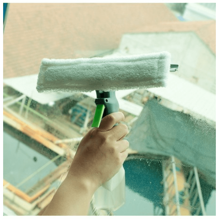 Water Sprayer Window Wiper